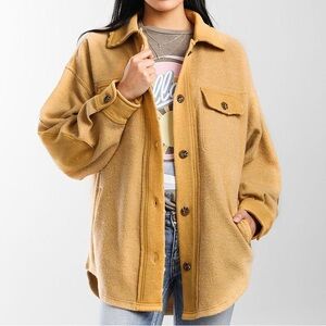 BKE by Buckle Reverse Fleece Shacket 
Mustard Yellow Women’s Size Small